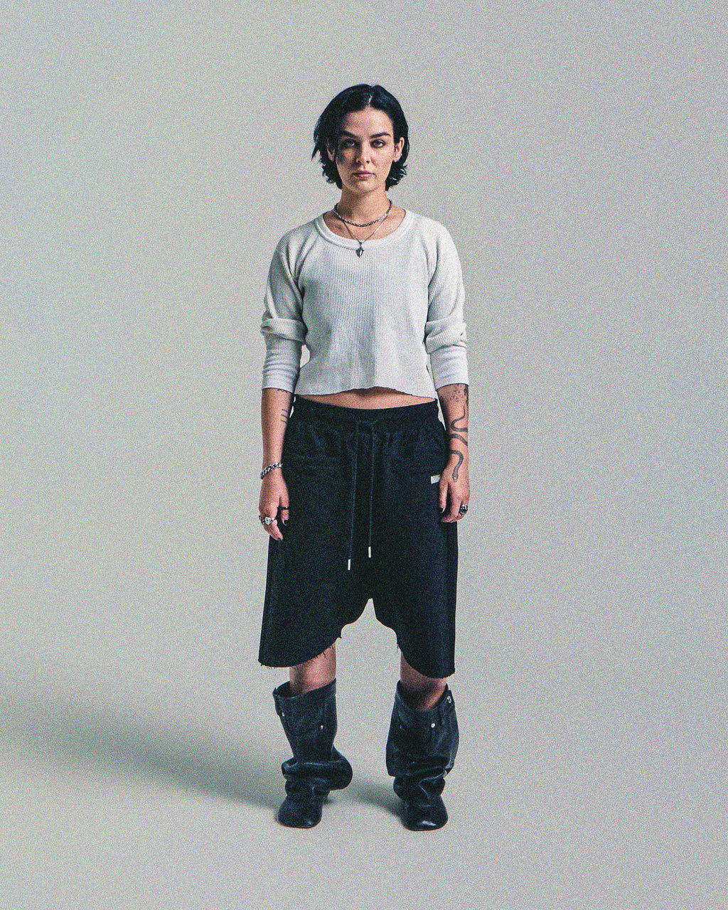 Émis Drop Crotch Shorts