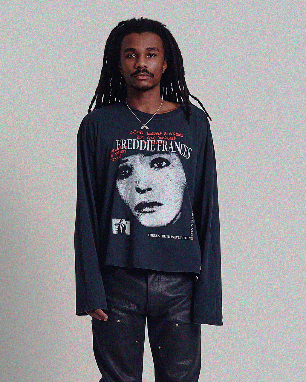 Vivre Sa Vie L/S T-Shirt